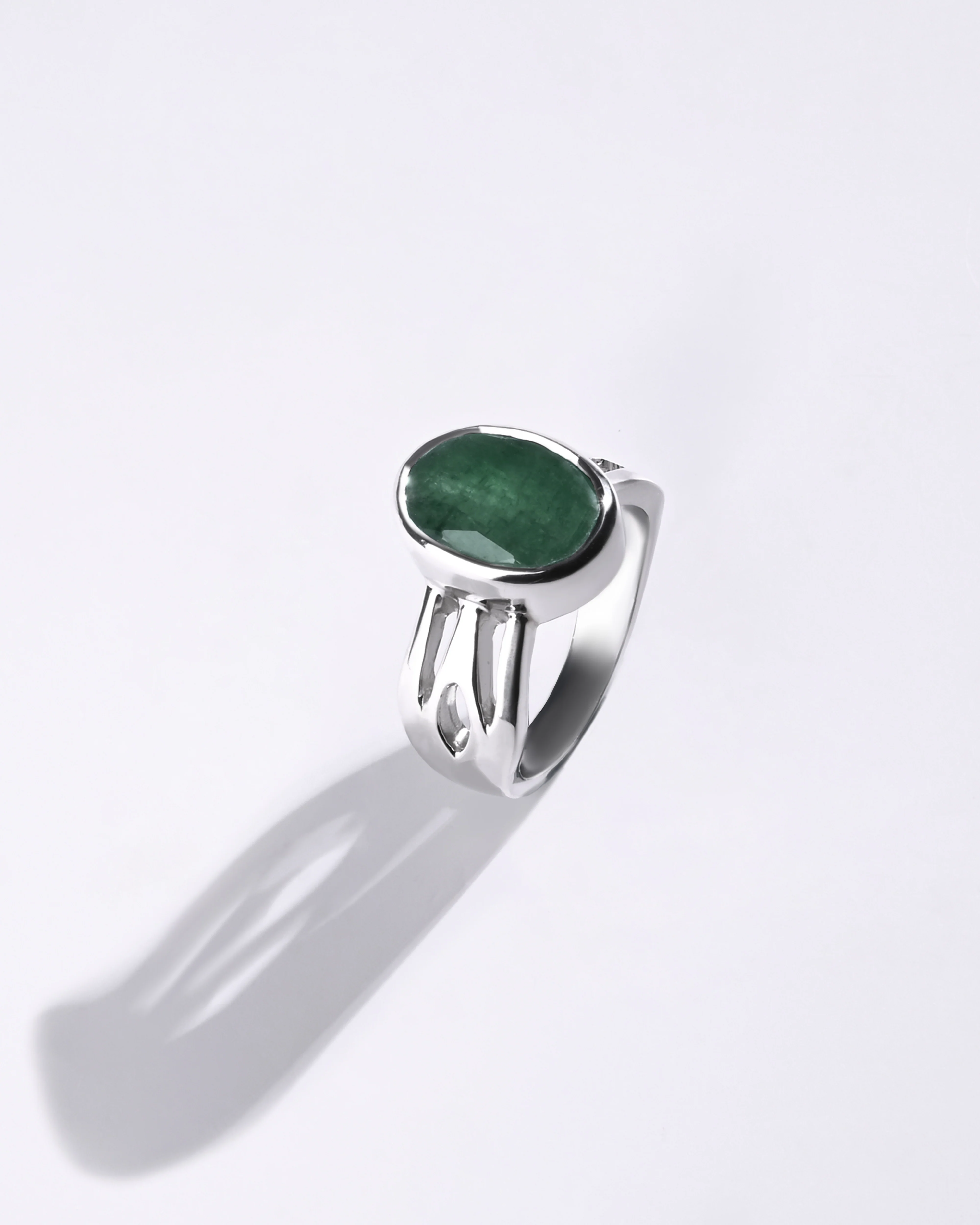 Emerald Silver Ring